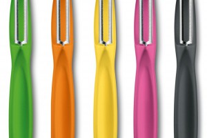 VICTORINOX COUTEAU EPLUCHEUR PELE TOMATES LEGUMES FRUITS1 300X200 | Baumgart Alain Travaux Publics - BC Matériaux VICTORINOX, le plaisir de cuisiner… Illzach 12